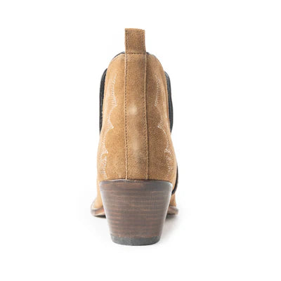 Kassie Trailhead Booties In Camel Brown