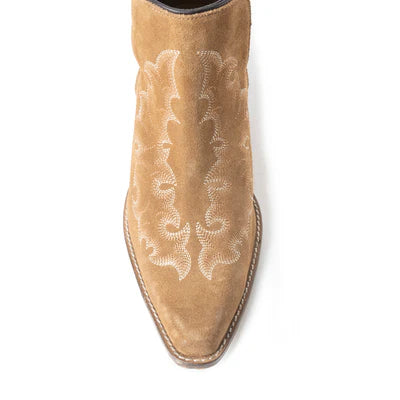 Kassie Trailhead Booties In Camel Brown