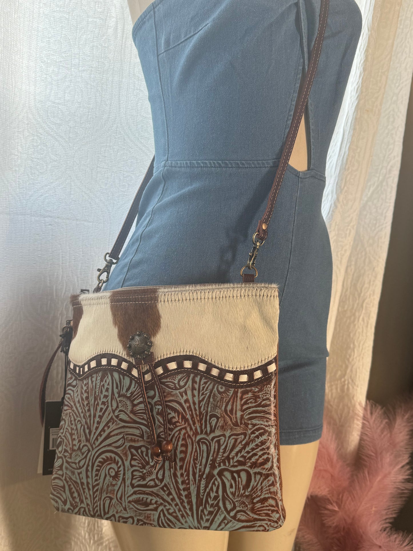 Blue isle Small & Crossbody Bag